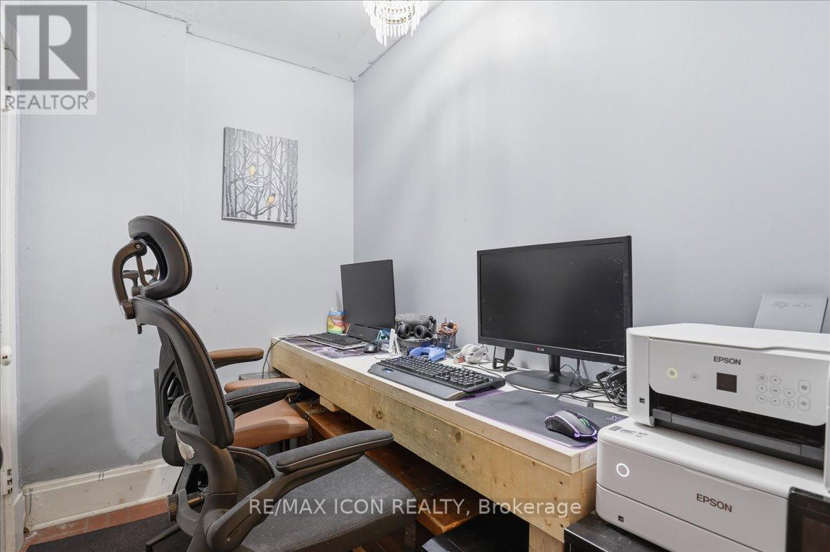 298 Queen Street W, Cambridge, Ontario  N3C 1G7 - Photo 24 - X12904328