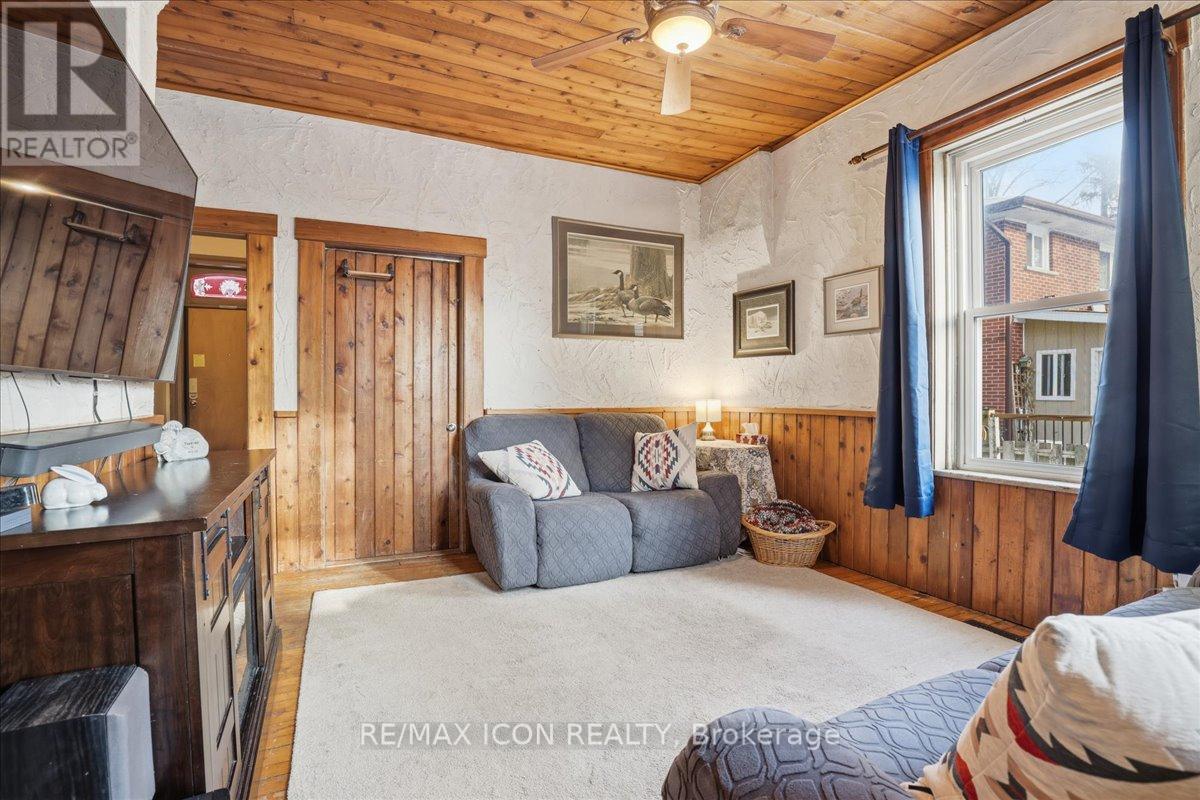 298 Queen Street W, Cambridge, Ontario  N3C 1G7 - Photo 4 - X12904328