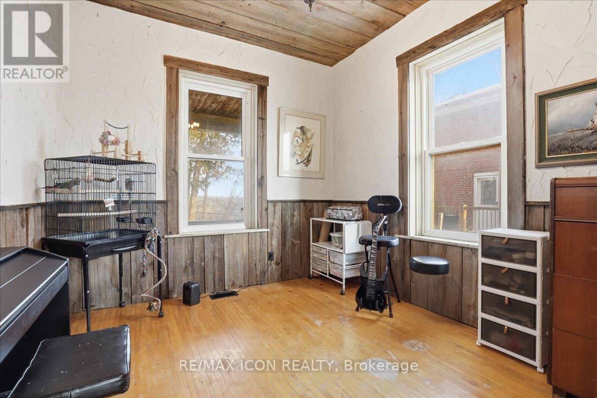 298 Queen Street W, Cambridge, Ontario  N3C 1G7 - Photo 7 - X12904328