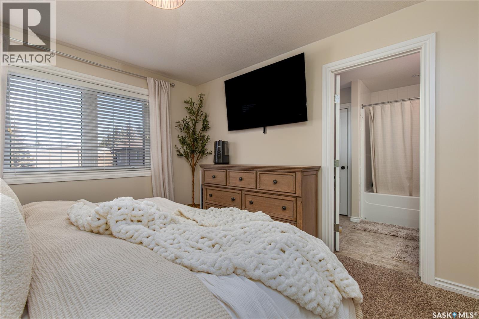 C4 33 Wood Lily Drive, Moose Jaw, Saskatchewan  S6J 1B4 - Photo 36 - SK030954