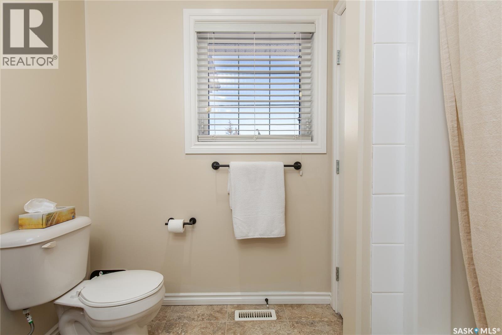 C4 33 Wood Lily Drive, Moose Jaw, Saskatchewan  S6J 1B4 - Photo 39 - SK030954