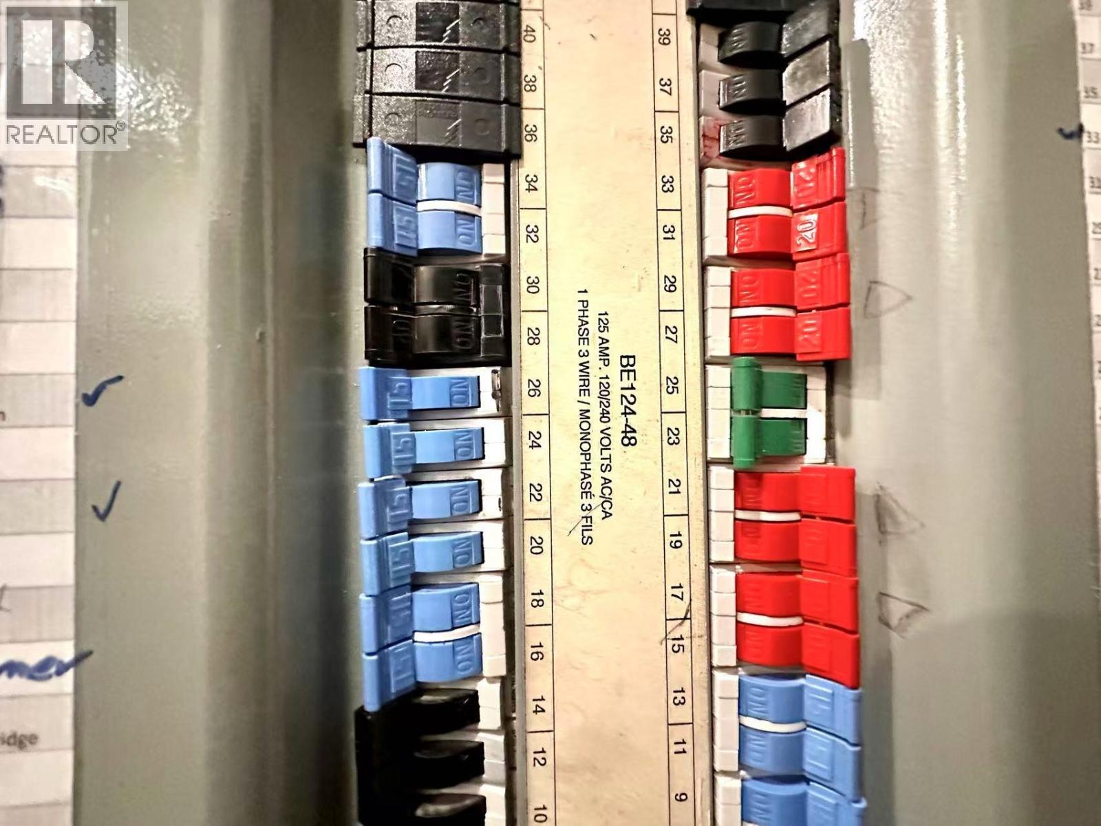 4929 Kingsway, Burnaby, British Columbia  V5H 2E5 - Photo 11 - C8074119