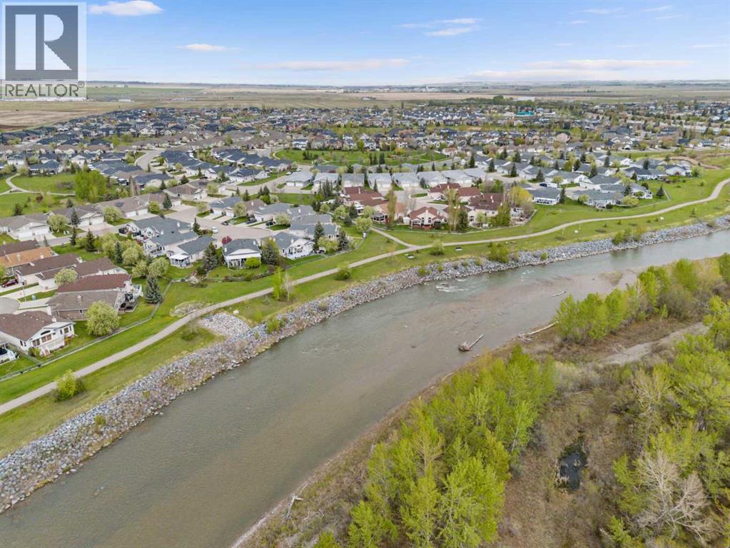 310 Riverside Garden NW, High River, Alberta  T1V 1Y9 - Photo 4 - A2285068