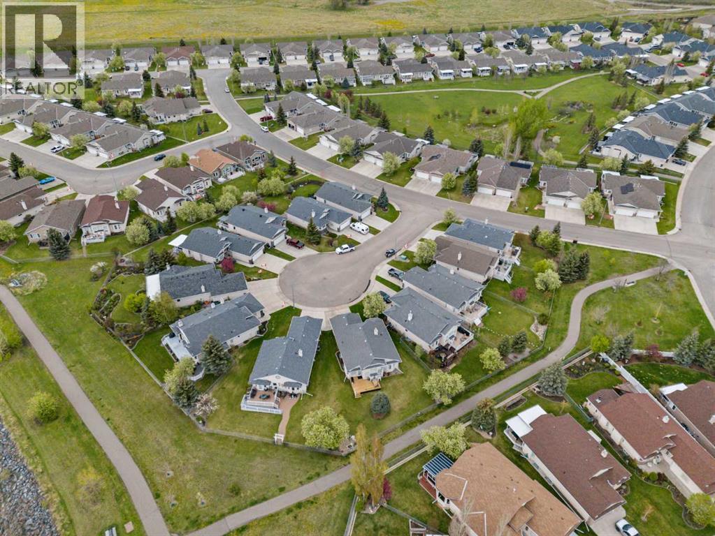 310 Riverside Garden NW, High River, Alberta  T1V 1Y9 - Photo 9 - A2285068