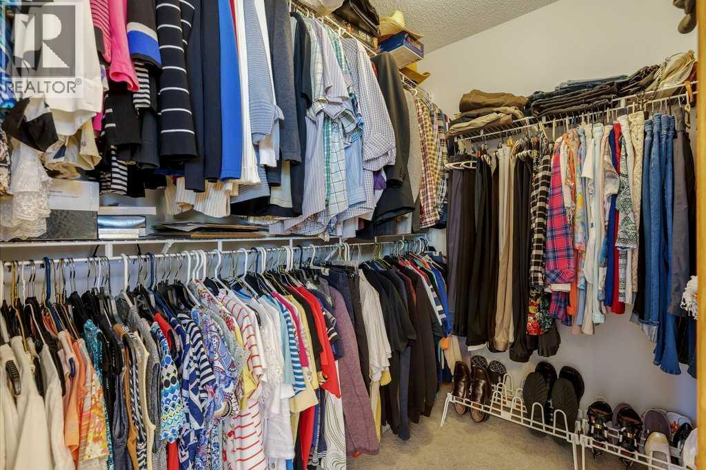 123 Valley Glen Bay NW, Calgary, Alberta  T3B 5P9 - Photo 34 - A2285785