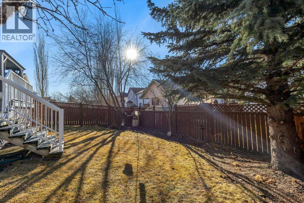 123 Valley Glen Bay NW, Calgary, Alberta  T3B 5P9 - Photo 43 - A2285785