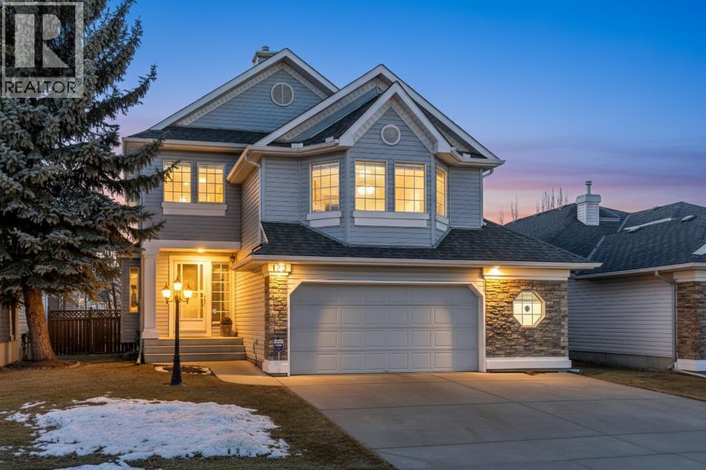123 Valley Glen Bay NW, Calgary, Alberta  T3B 5P9 - Photo 2 - A2285785