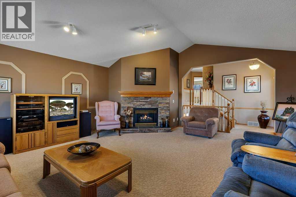 123 Valley Glen Bay NW, Calgary, Alberta  T3B 5P9 - Photo 27 - A2285785