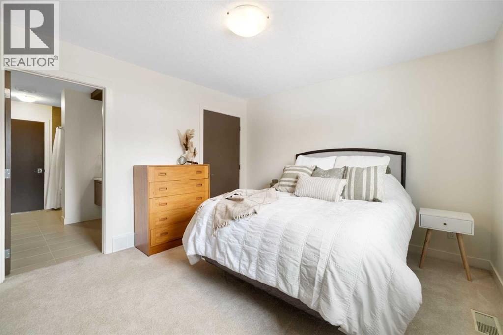 3323 Upton Place NW, Calgary, Alberta  T2N 4G9 - Photo 33 - A2294465