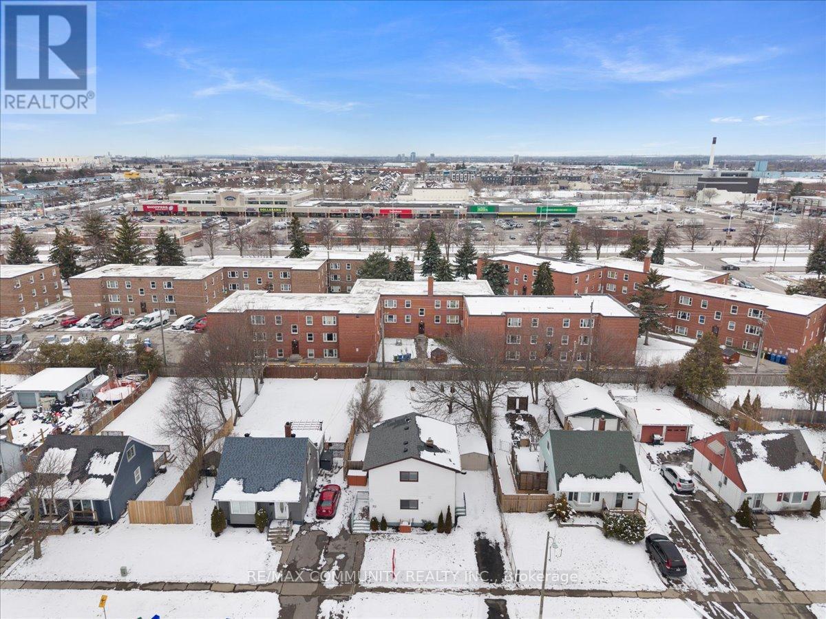 83 Exeter Road, Ajax, Ontario  L1S 2K4 - Photo 35 - E12854238