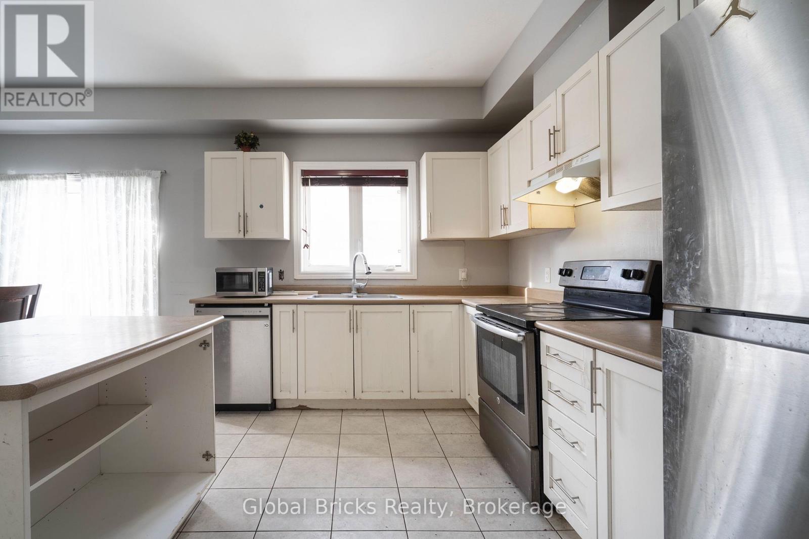 10 Dillon Drive, Brampton, Ontario  L6X 3B6 - Photo 15 - W12888120