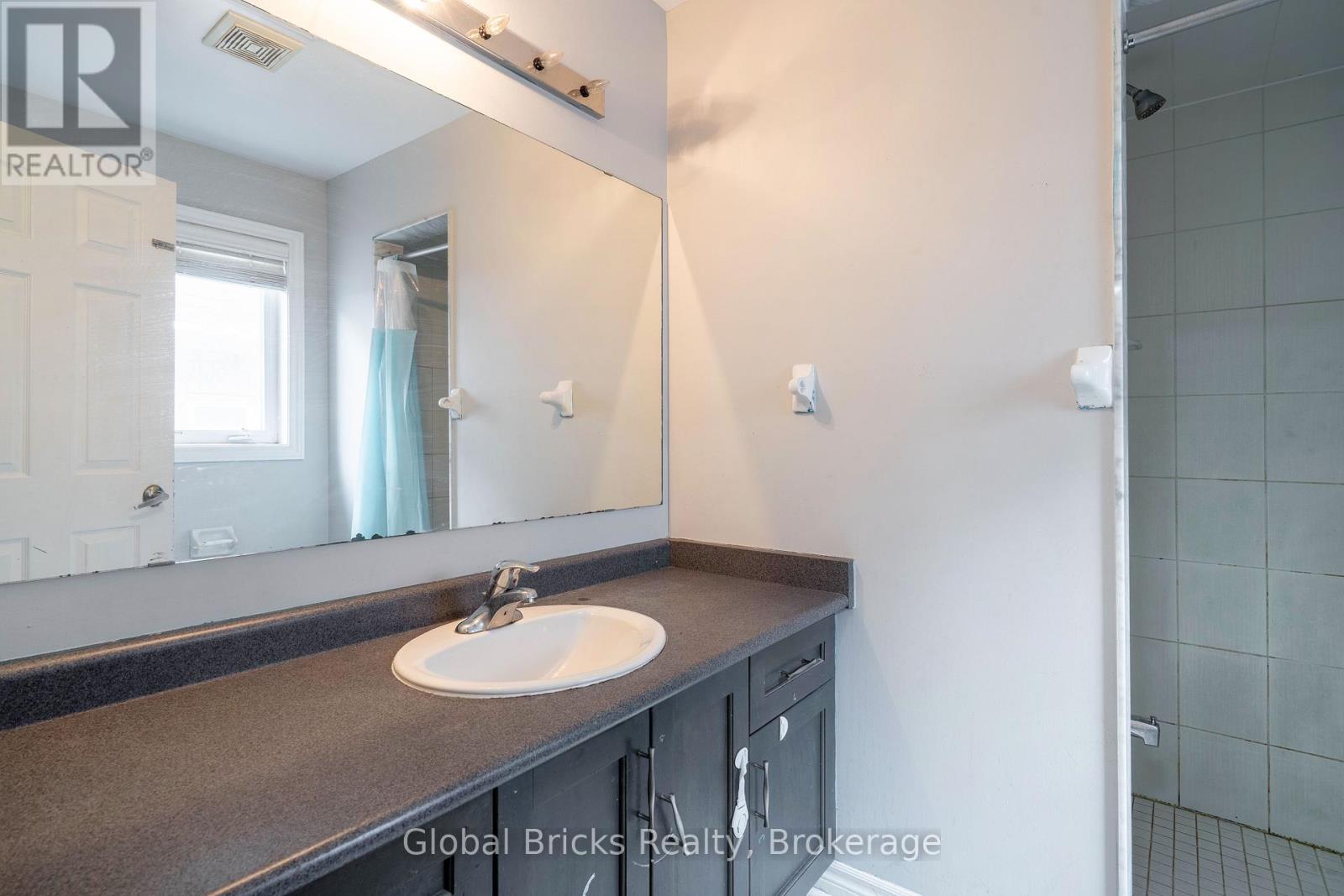 10 Dillon Drive, Brampton, Ontario  L6X 3B6 - Photo 31 - W12888120