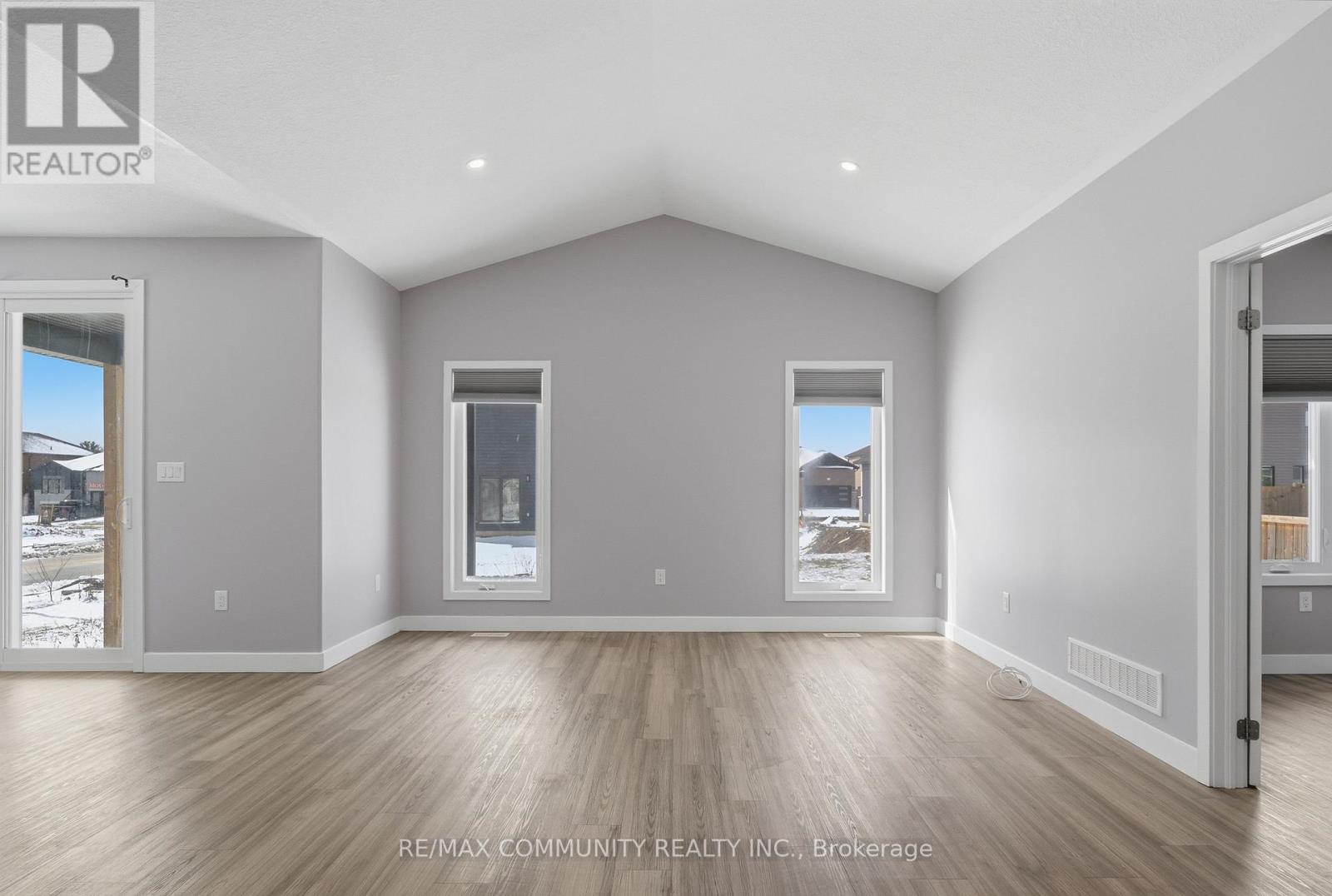 52 Potter Drive, Loyalist, Ontario  K0H 2H0 - Photo 16 - X12858132