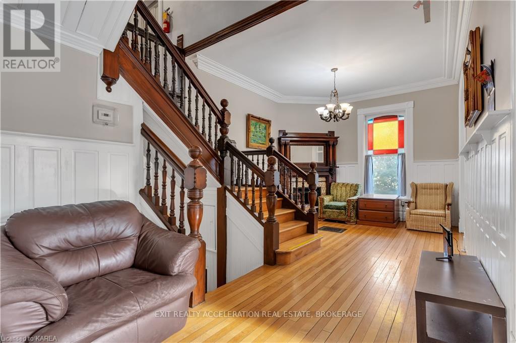 231 Dundas Street W, Greater Napanee, Ontario  K7R 2A9 - Photo 20 - X12904468