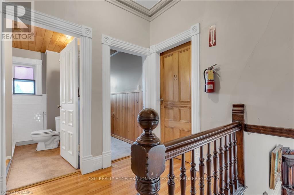 231 Dundas Street W, Greater Napanee, Ontario  K7R 2A9 - Photo 31 - X12904468