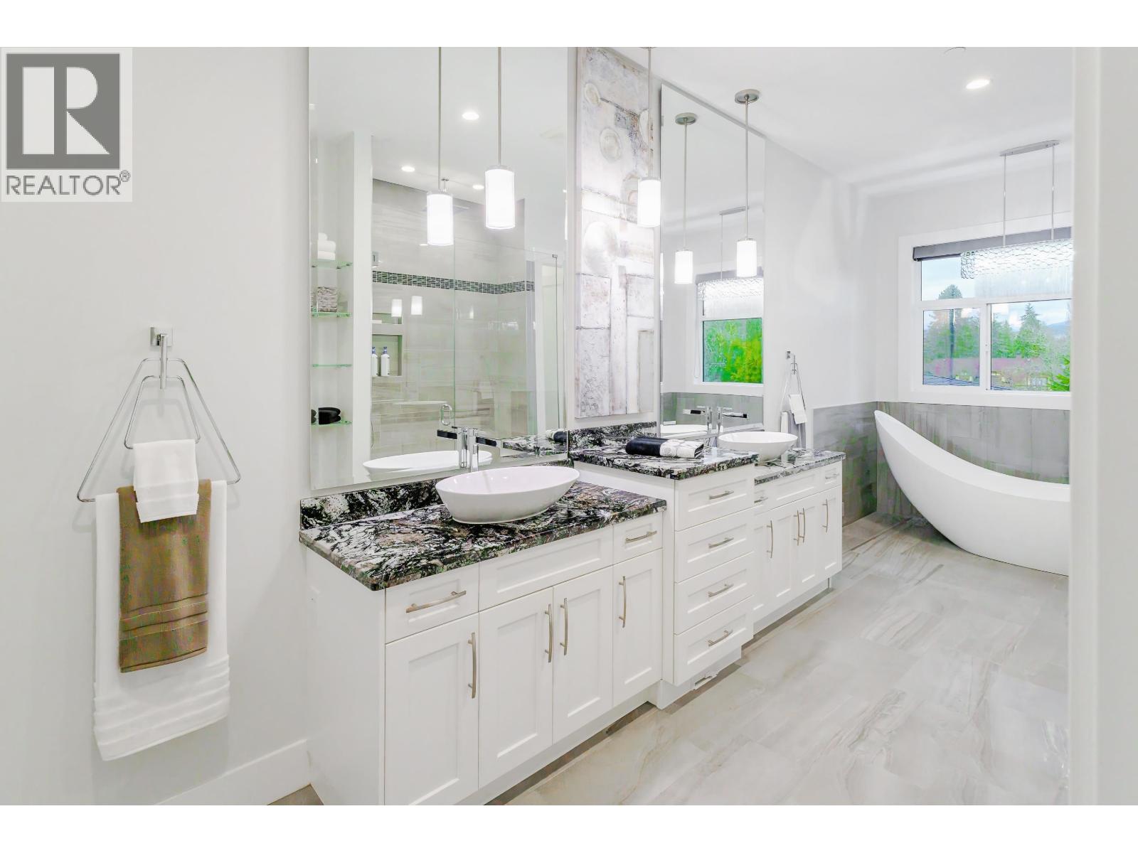 24331 124 Avenue, Maple Ridge, British Columbia  V4R 1T4 - Photo 16 - R3085323