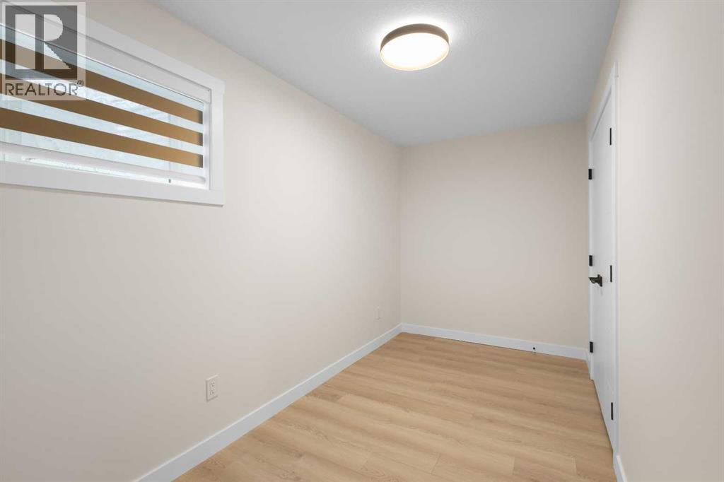 231 Sage Hill Circle NW, Calgary, Alberta  T3R 1V2 - Photo 30 - A2293166