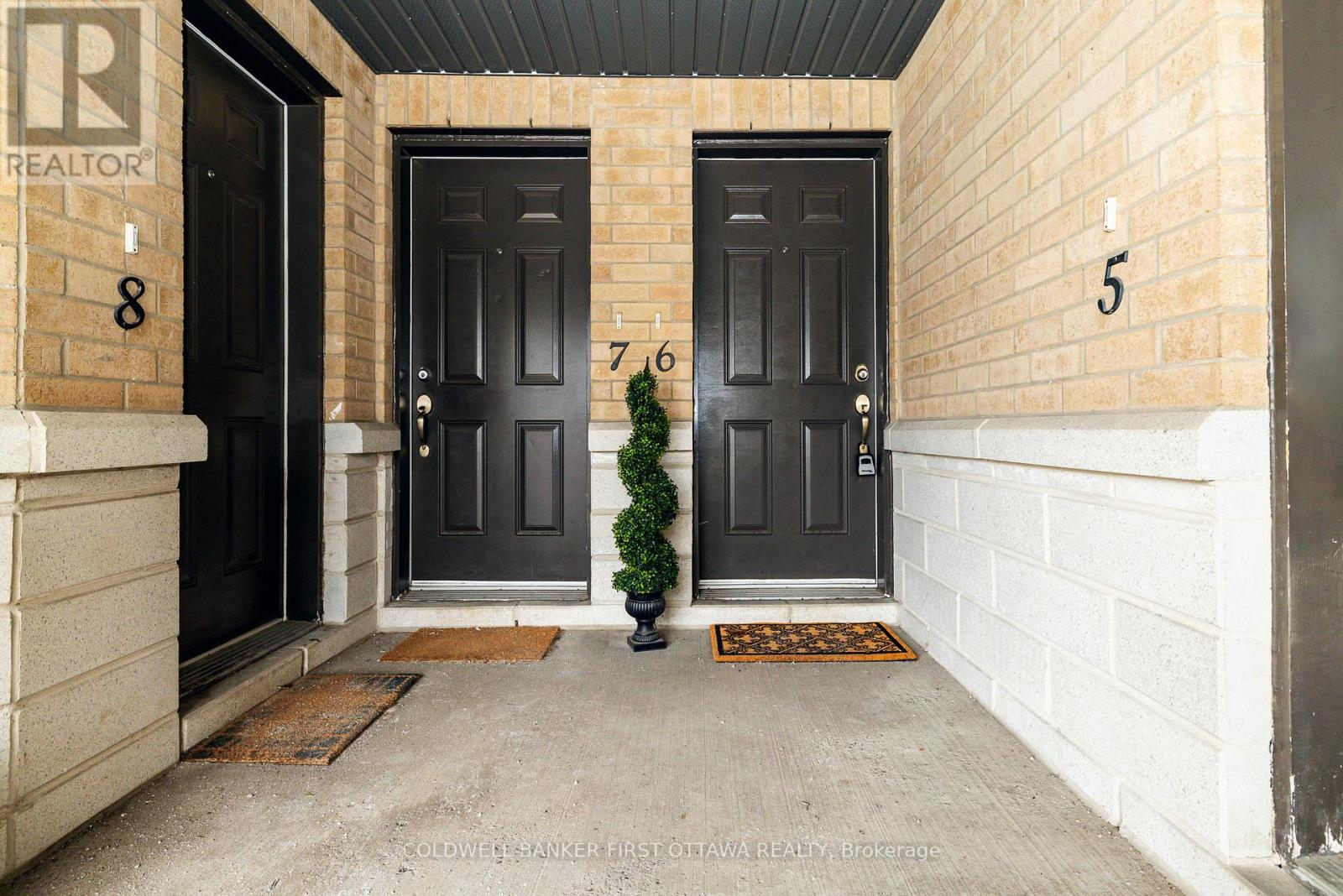 6 - 1210 Mcwatters Road, Ottawa, Ontario  K2C 3Y2 - Photo 3 - X12904460