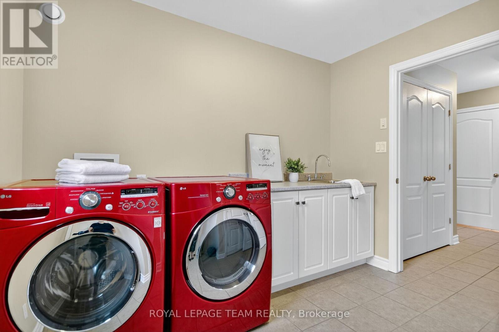 124 Comba Drive, Carleton Place, Ontario K7C 4V2 - Photo 23 - X12904536