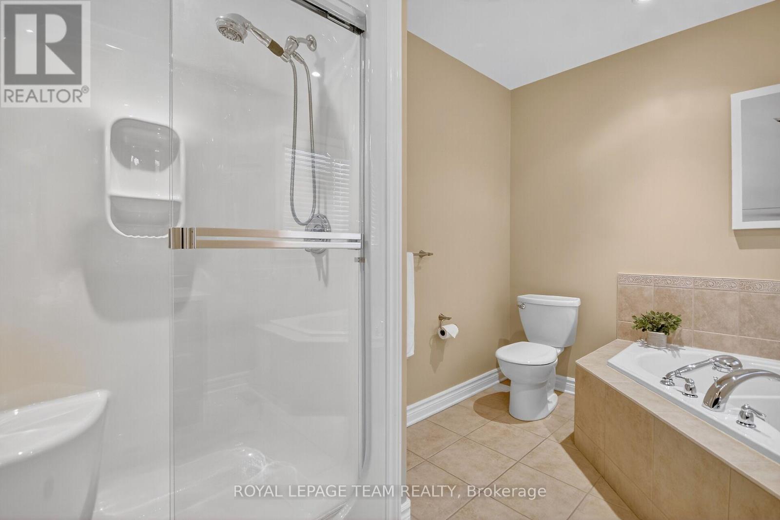 124 Comba Drive, Carleton Place, Ontario K7C 4V2 - Photo 38 - X12904536