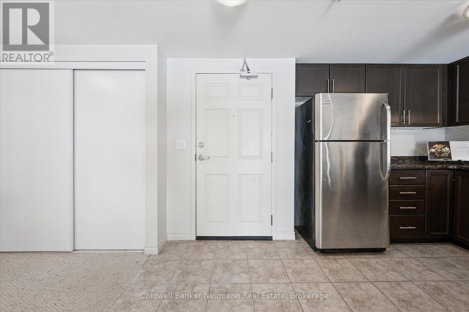 406 - 45 Kingsbury Square, Guelph, Ontario  N1L 0L2 - Photo 3 - X12774432