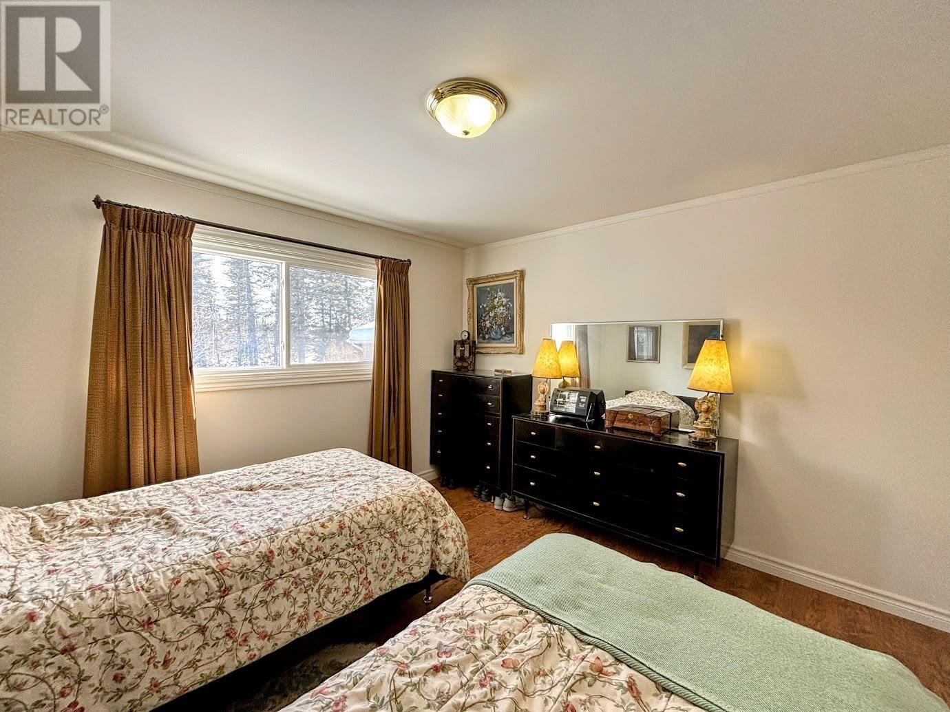 48 Redwing Ave, Manitouwadge, Ontario  P0T 2C0 - Photo 13 - TB2600492