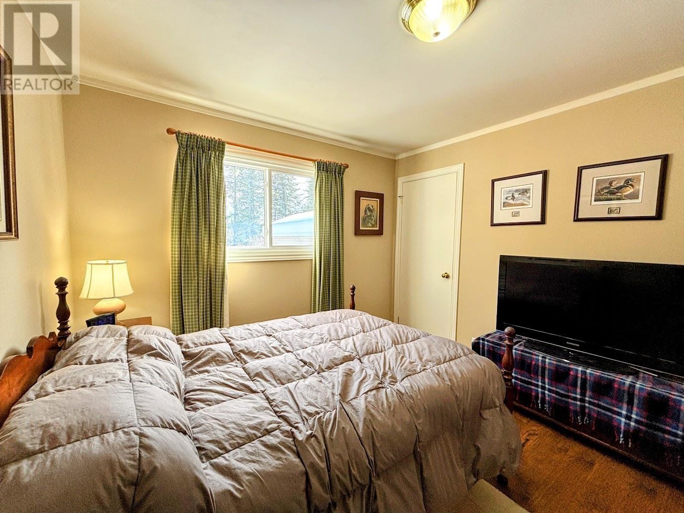 48 Redwing Ave, Manitouwadge, Ontario  P0T 2C0 - Photo 16 - TB2600492