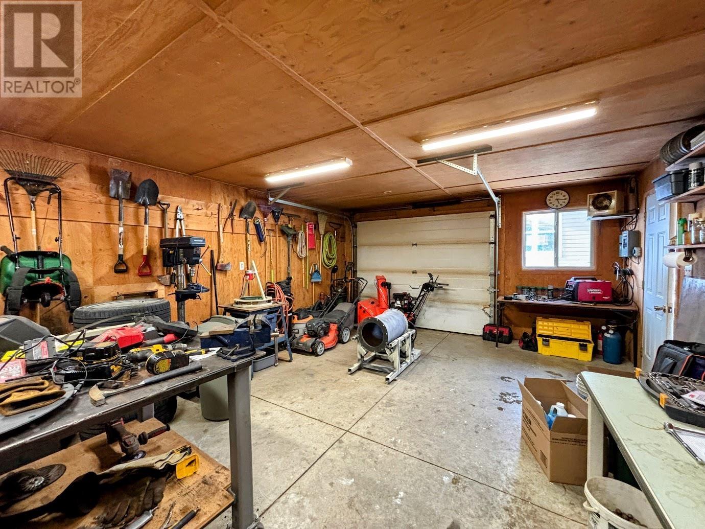 48 Redwing Ave, Manitouwadge, Ontario  P0T 2C0 - Photo 29 - TB2600492