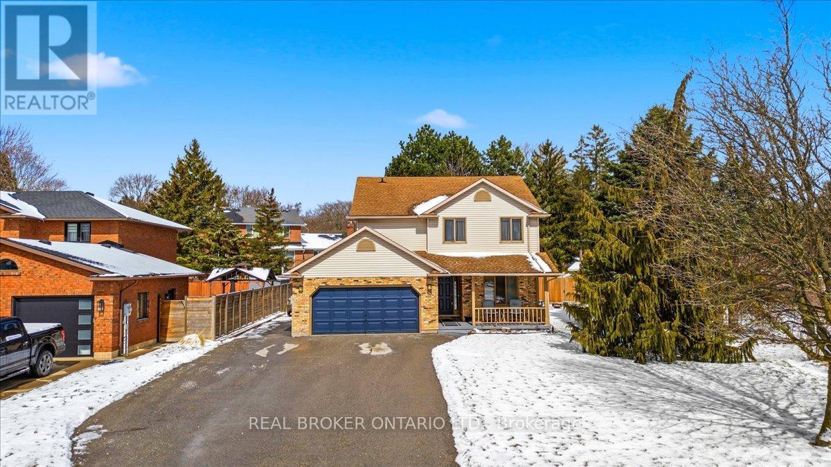 106 Spruceside Crescent, Pelham, Ontario  L2E 1S0 - Photo 1 - X12904530