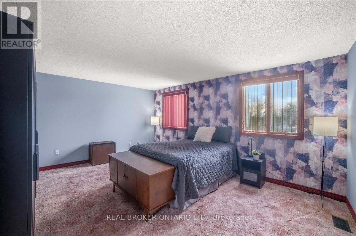 106 Spruceside Crescent, Pelham, Ontario  L2E 1S0 - Photo 20 - X12904530