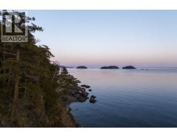 LOT C SUNSHINE COAST HIGHWAY, Sechelt, British Columbia