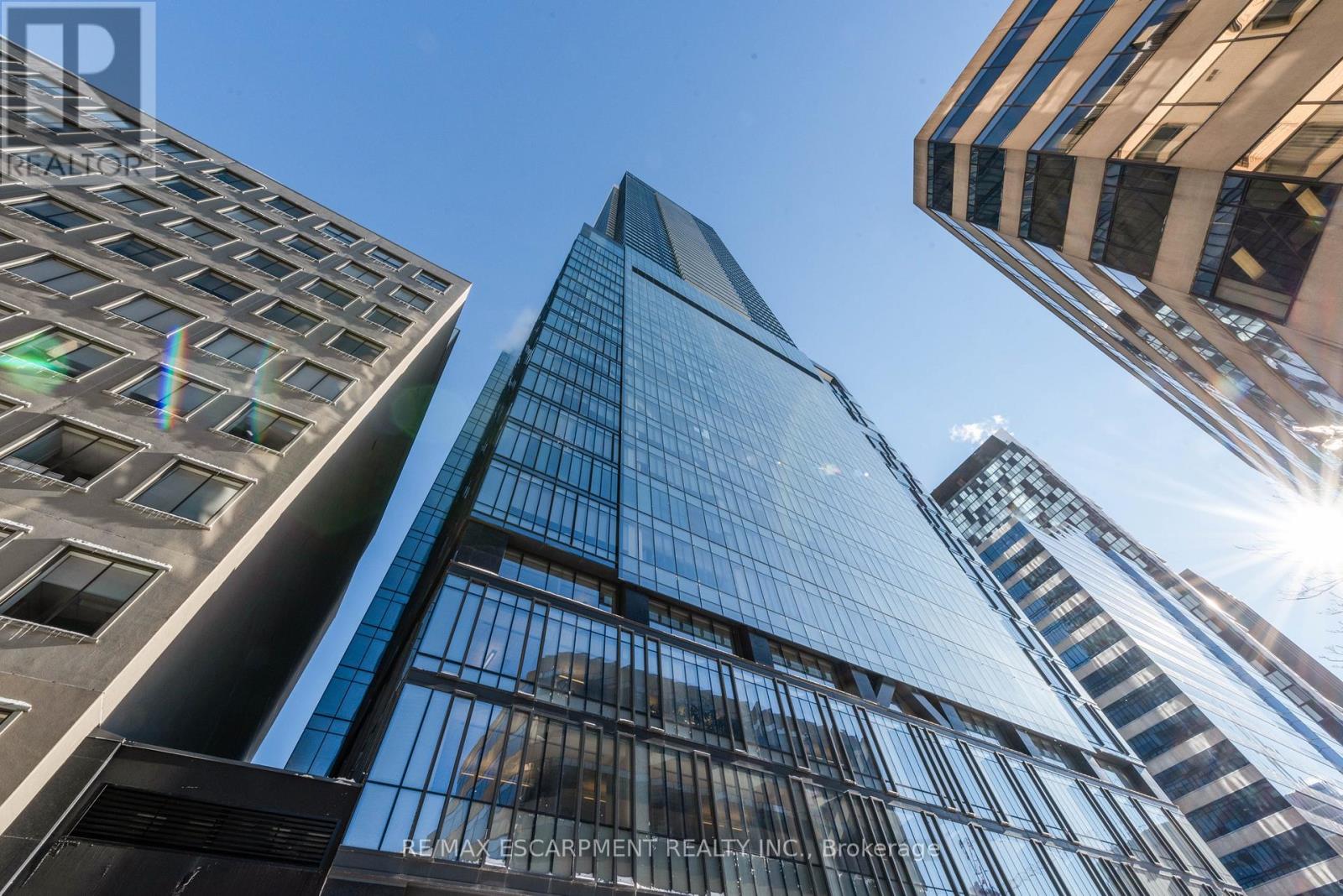 4303 - 488 UNIVERSITY AVENUE, Toronto, Ontario