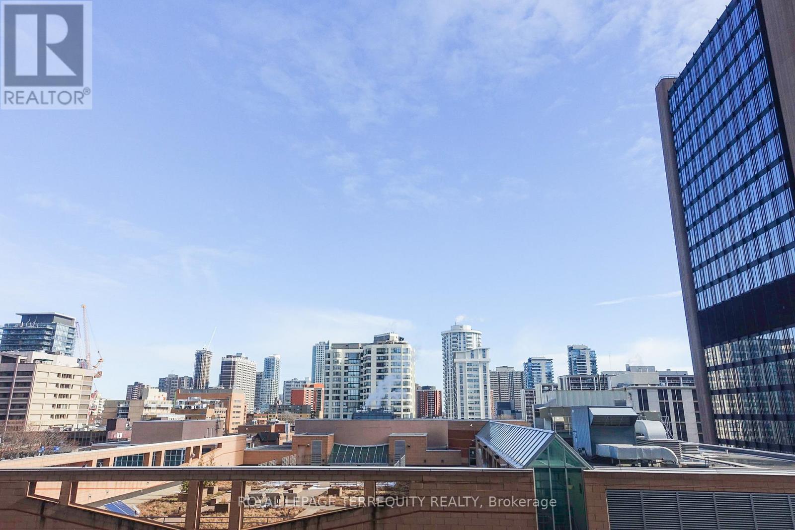 702 - 887 Bay Street, Toronto, Ontario  M5S 3K4 - Photo 13 - C12904462