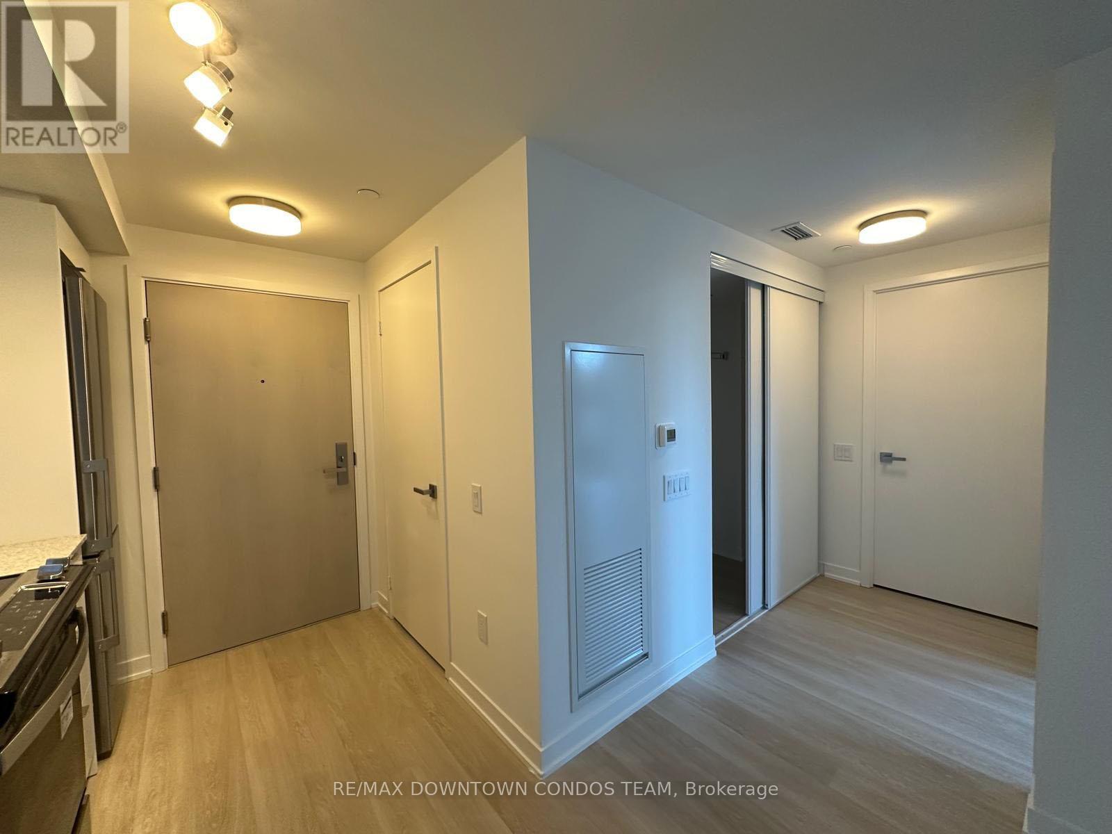 215 - 500 Wilson Avenue, Toronto, Ontario  M3H 0E5 - Photo 10 - C12904482