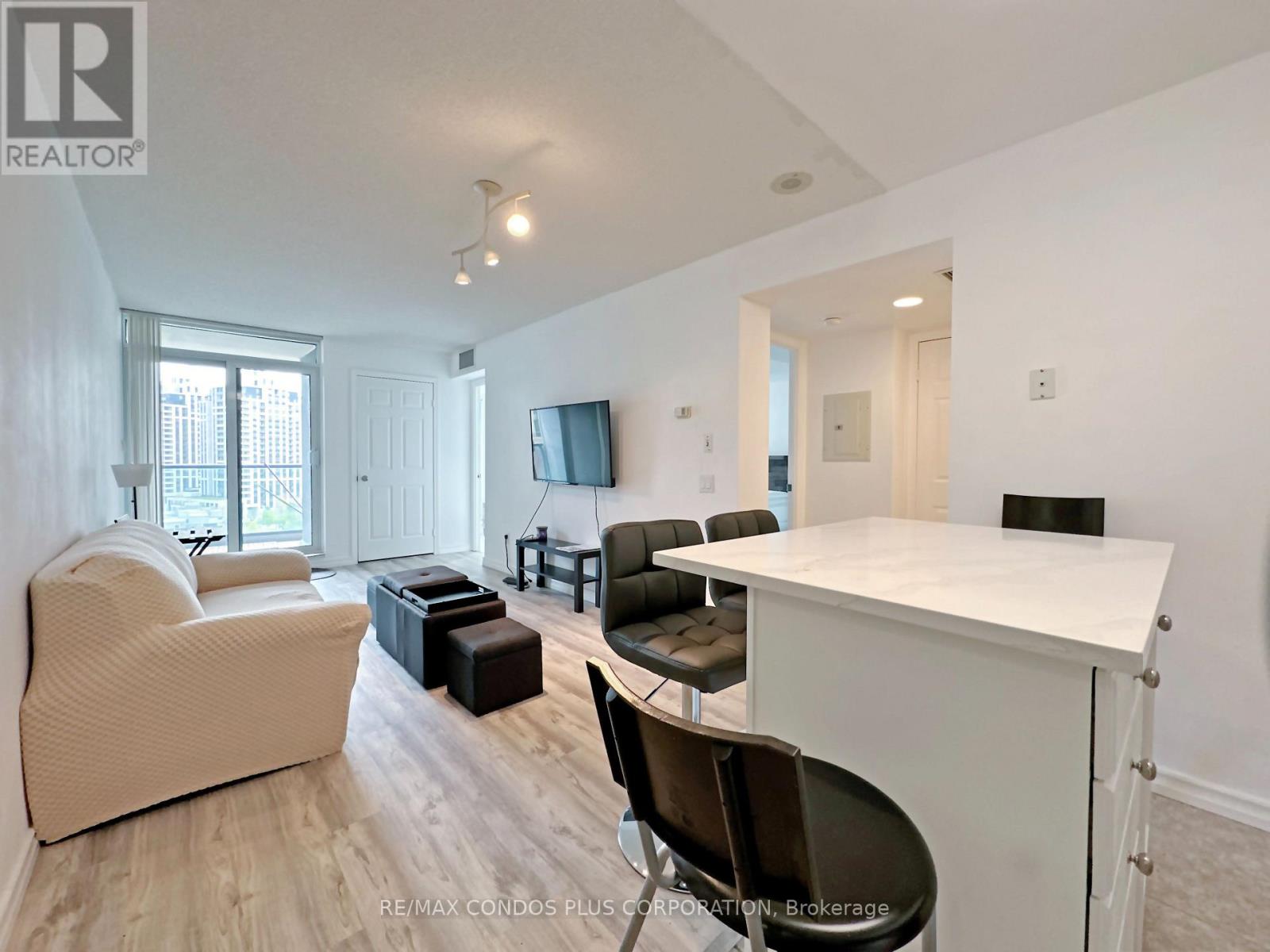 1112 - 30 Harrison Garden Boulevard, Toronto, Ontario  M2N 7A9 - Photo 3 - C12904534