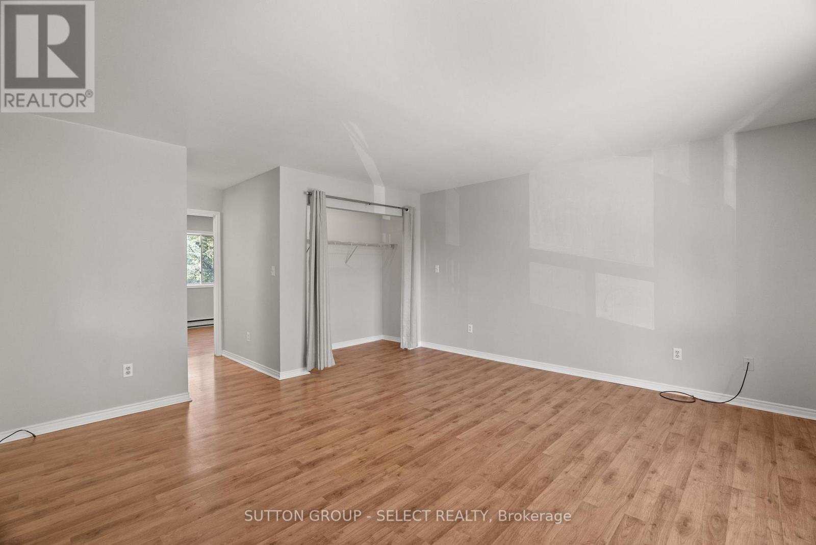 47 Ontario Street N, Lambton Shores, Ontario  N0M 1T0 - Photo 28 - X12481199