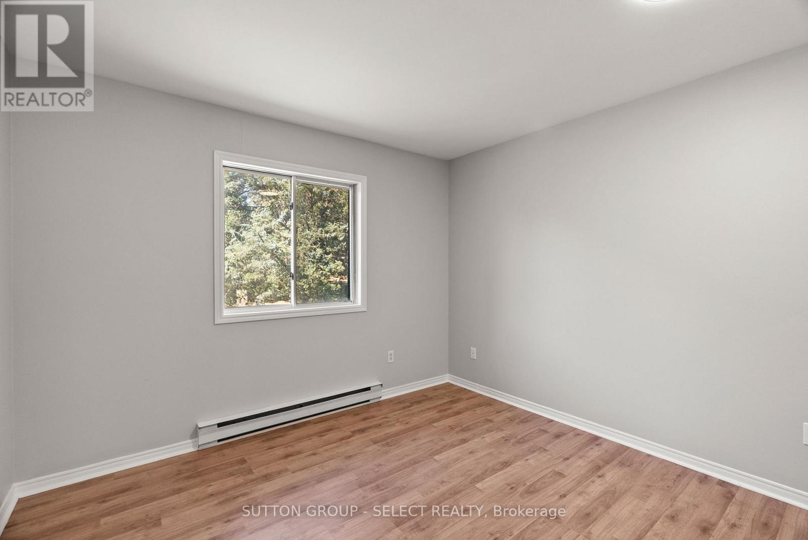 47 Ontario Street N, Lambton Shores, Ontario  N0M 1T0 - Photo 30 - X12481199