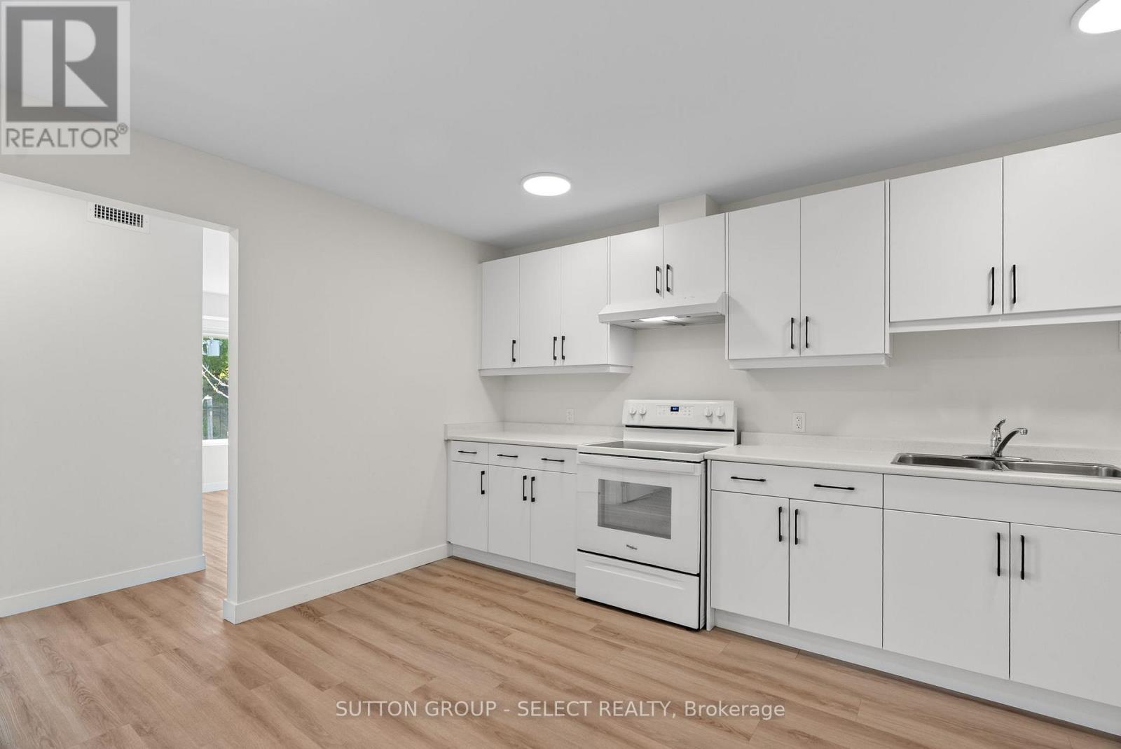 370 William Street, South Huron, Ontario  N0M 1S2 - Photo 21 - X12556694