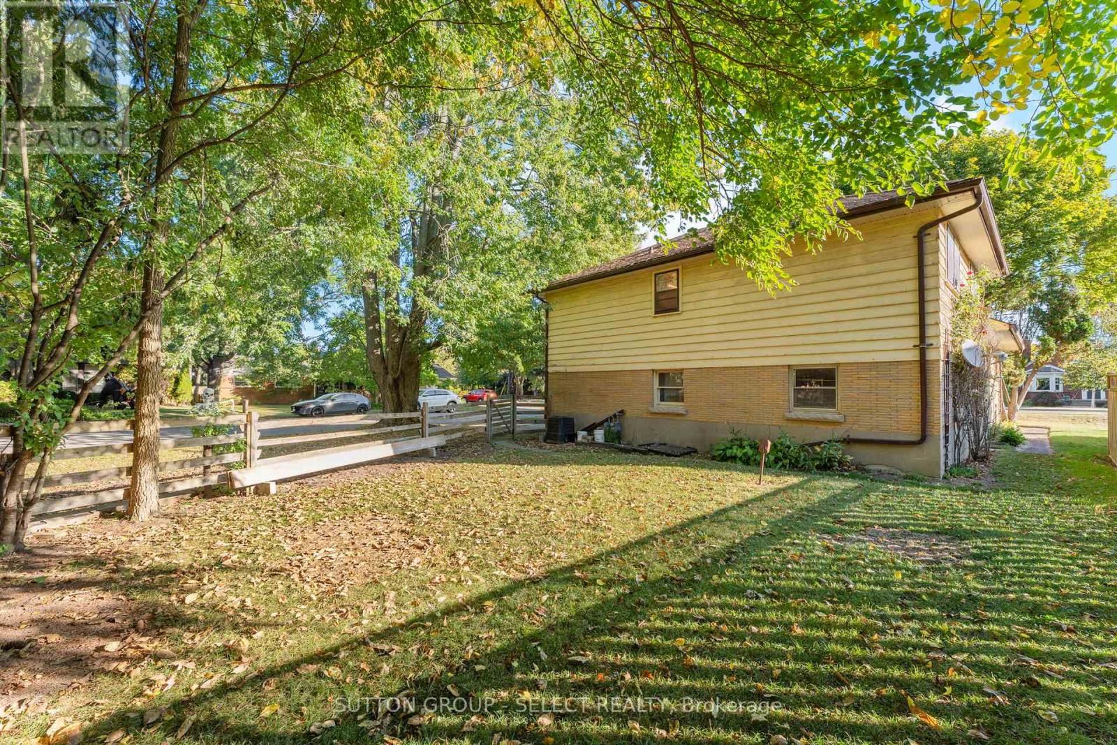 367 Ridout Street S, London South, Ontario  N6C 3Z8 - Photo 35 - X12722186