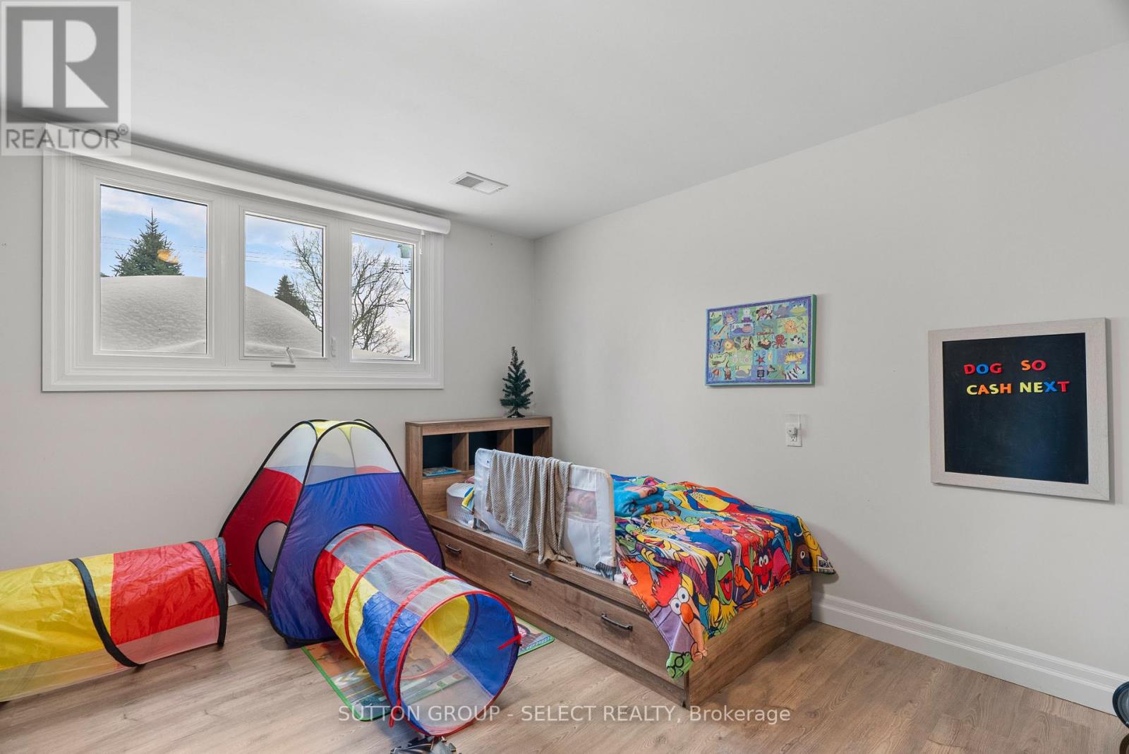 296 Huron Street W, South Huron, Ontario  N0M 1S2 - Photo 35 - X12687998