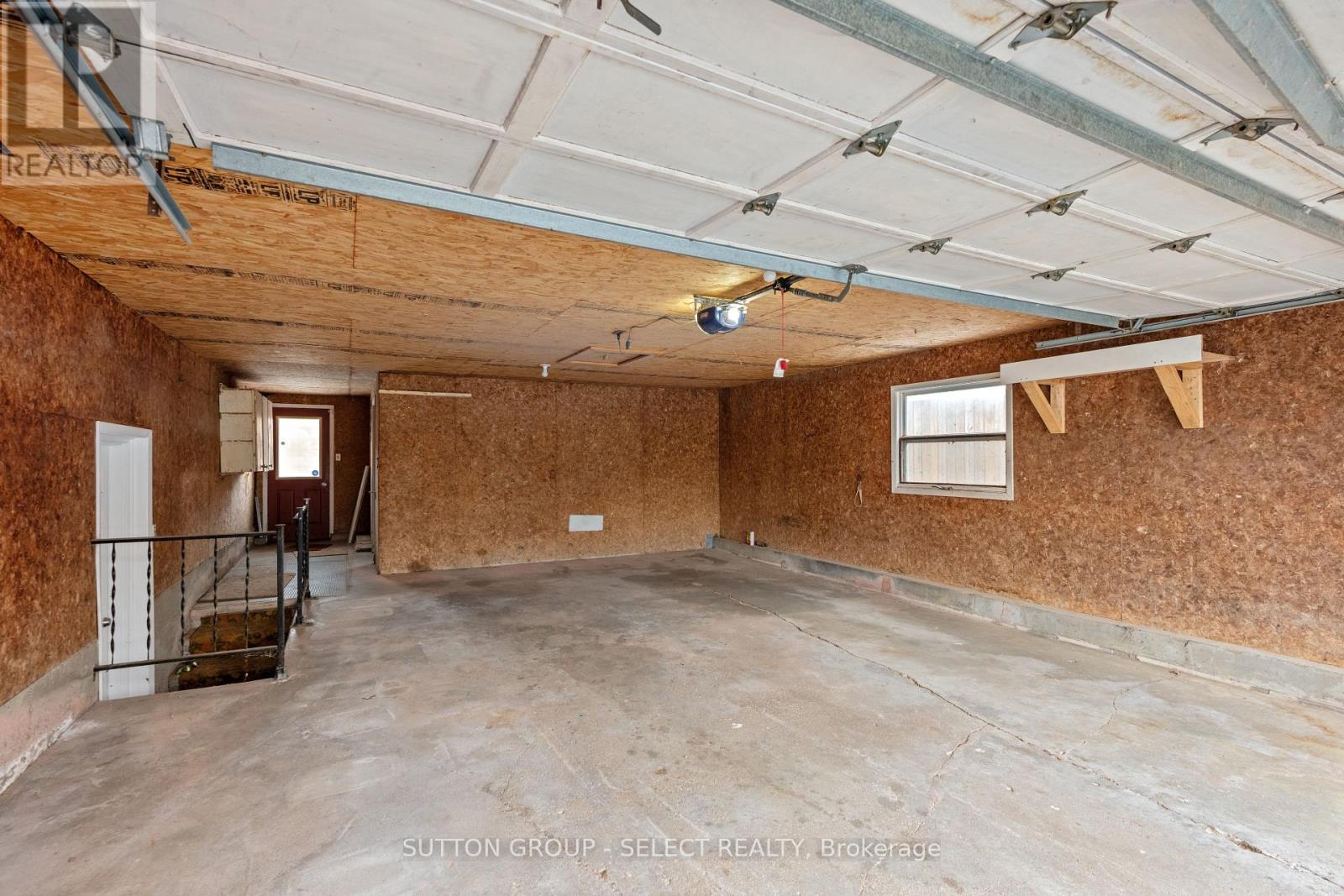 296 Huron Street W, South Huron, Ontario  N0M 1S2 - Photo 39 - X12687998