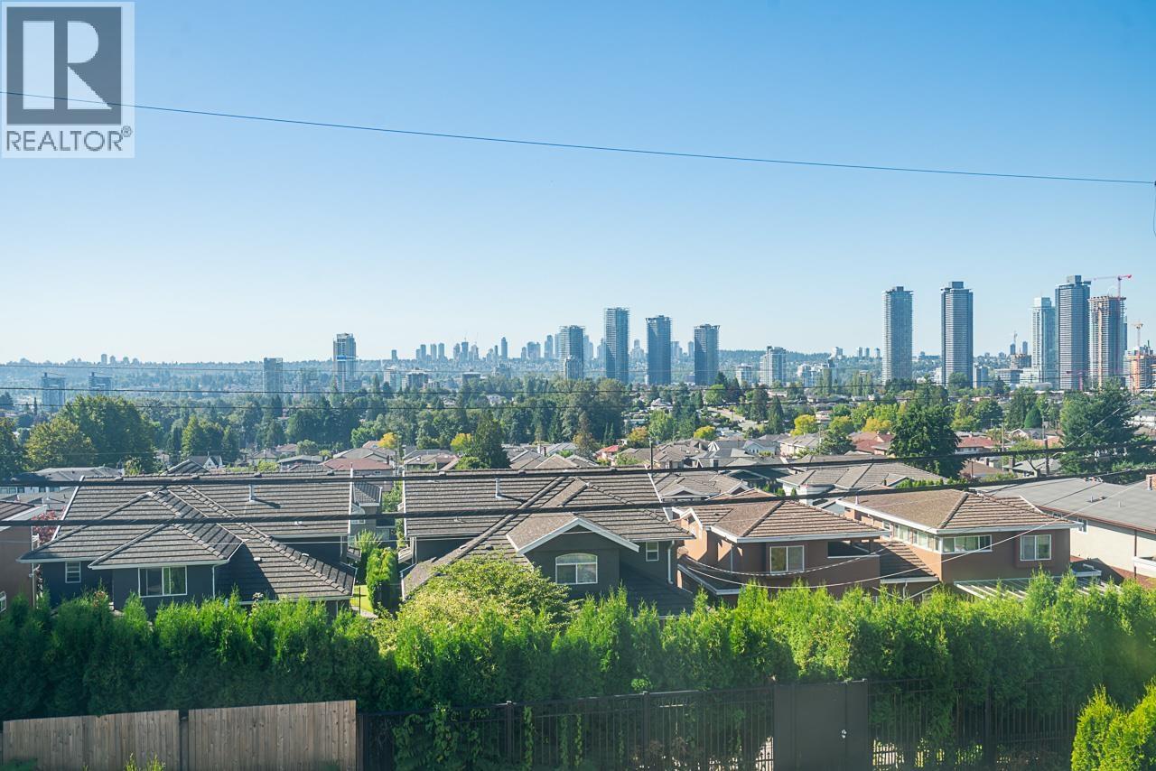 5150 HASTINGS STREET, Burnaby