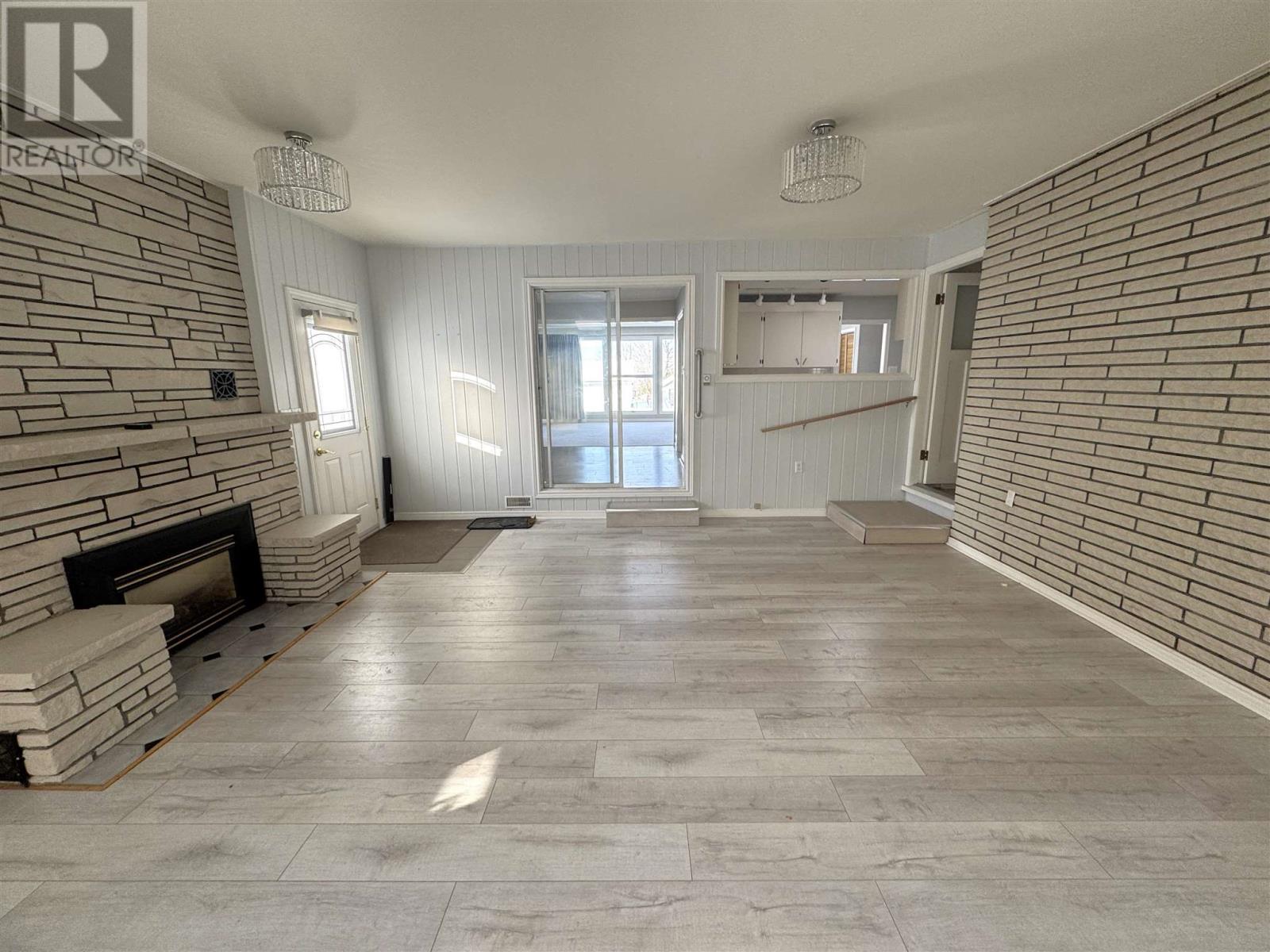 25 Gillanders Rd, Elliot Lake, Ontario P5A 1W4 - Photo 12 - SM260374