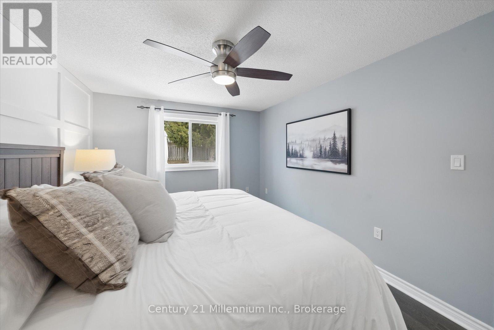 49 Waddington Crescent, Barrie, Ontario  L4N 8C7 - Photo 18 - S12904478