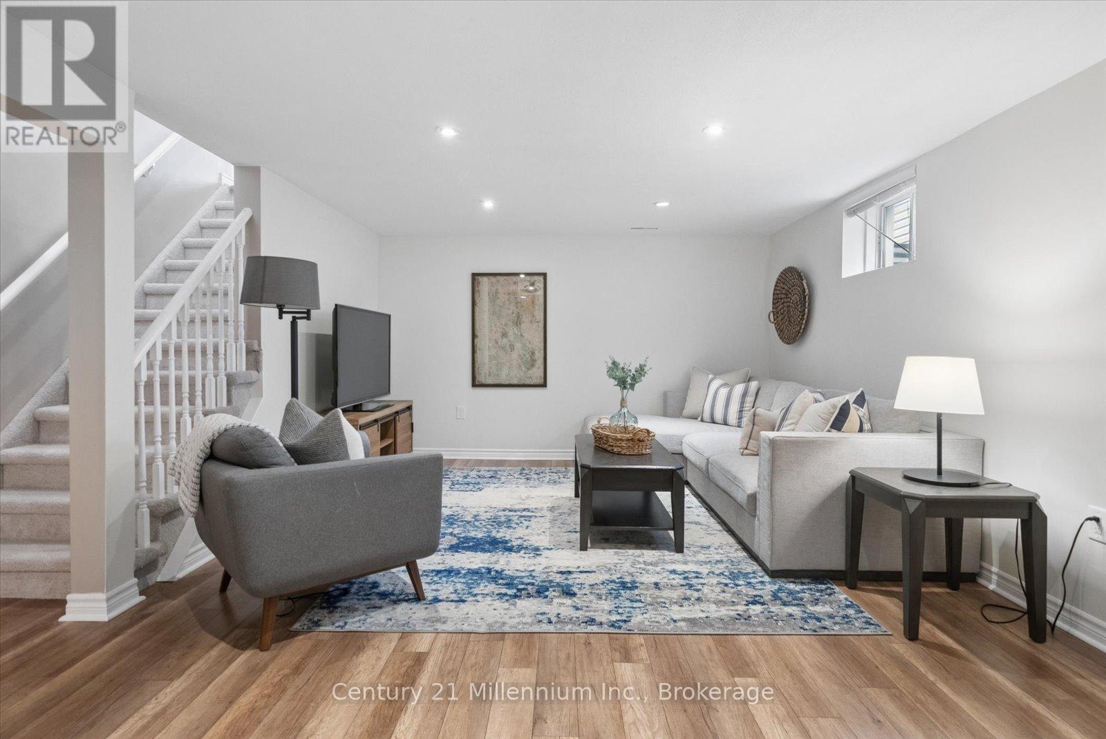 49 Waddington Crescent, Barrie, Ontario  L4N 8C7 - Photo 25 - S12904478