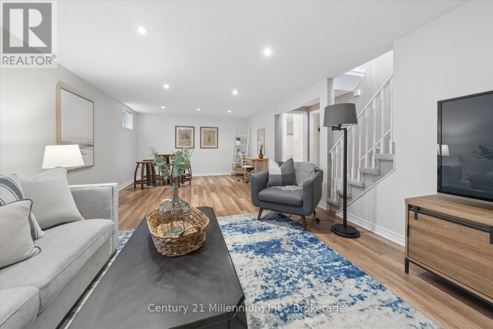 49 Waddington Crescent, Barrie, Ontario  L4N 8C7 - Photo 26 - S12904478