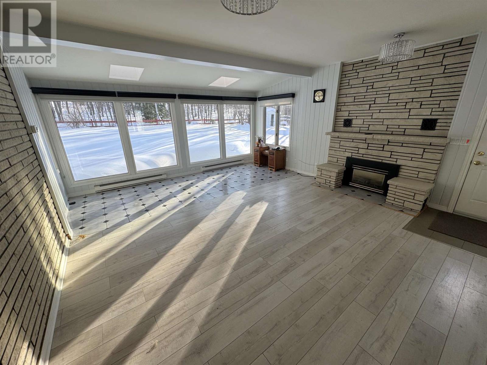 25 Gillanders Rd, Elliot Lake, Ontario P5A 1W4 - Photo 8 - SM260374