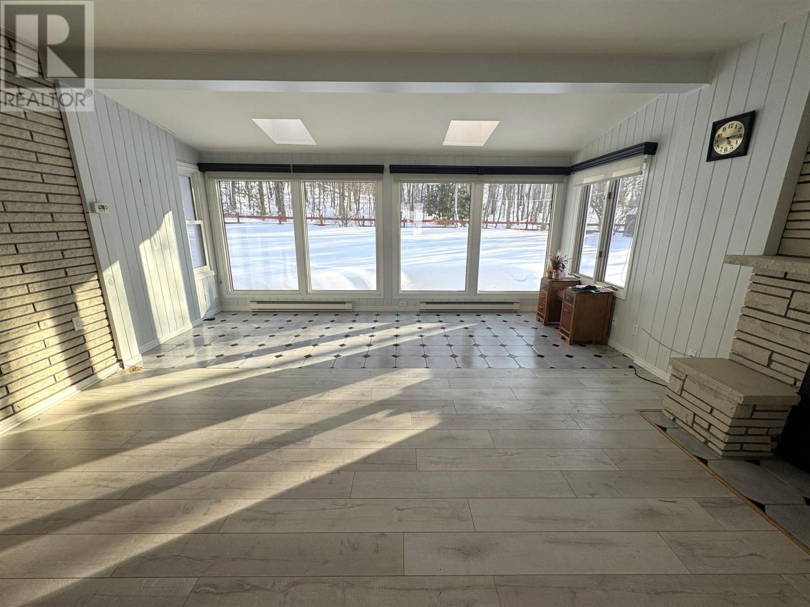 25 Gillanders Rd, Elliot Lake, Ontario P5A 1W4 - Photo 9 - SM260374