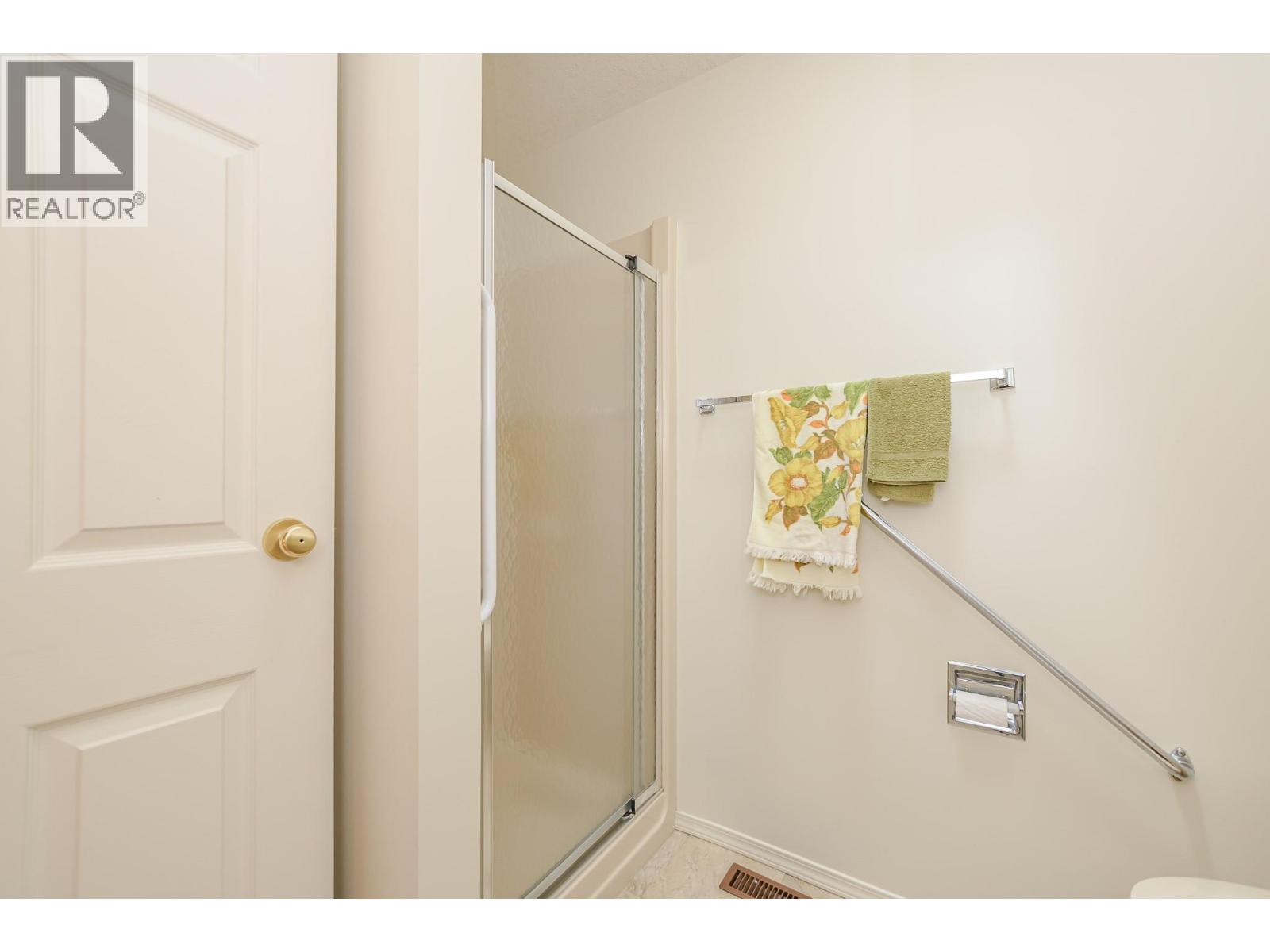 151 8 Avenue Sw Unit# 10, Salmon Arm, British Columbia  V1E 1B9 - Photo 24 - 10349190