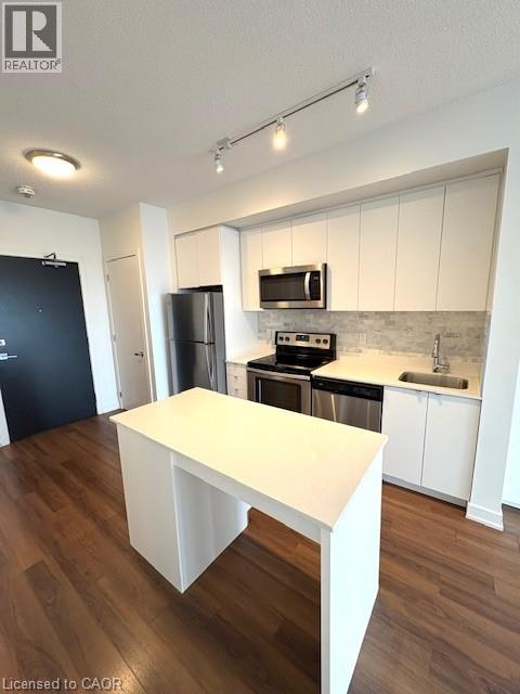 5240 Dundas Street Unit# B515, Burlington, Ontario  L7L 0J6 - Photo 2 - 40813857